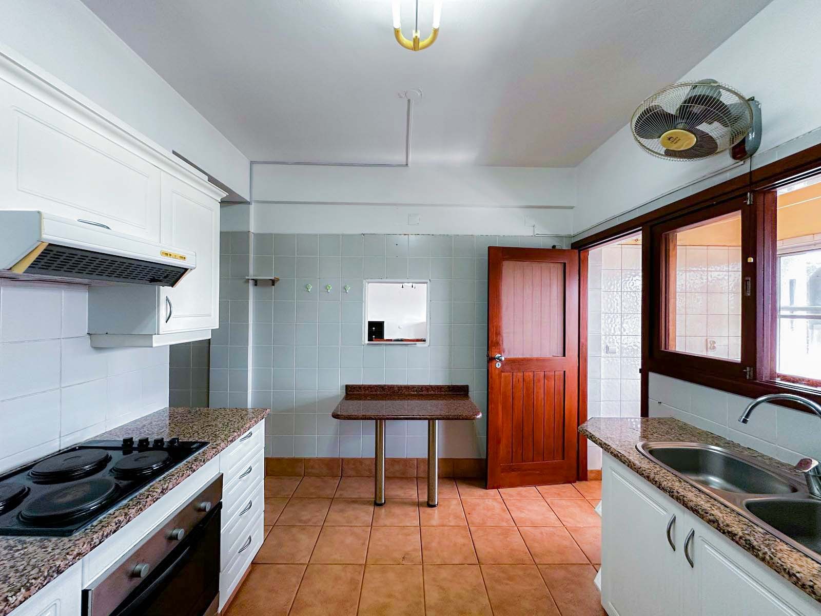 WhatsApp Image 2025-09-17 at 11.58.36