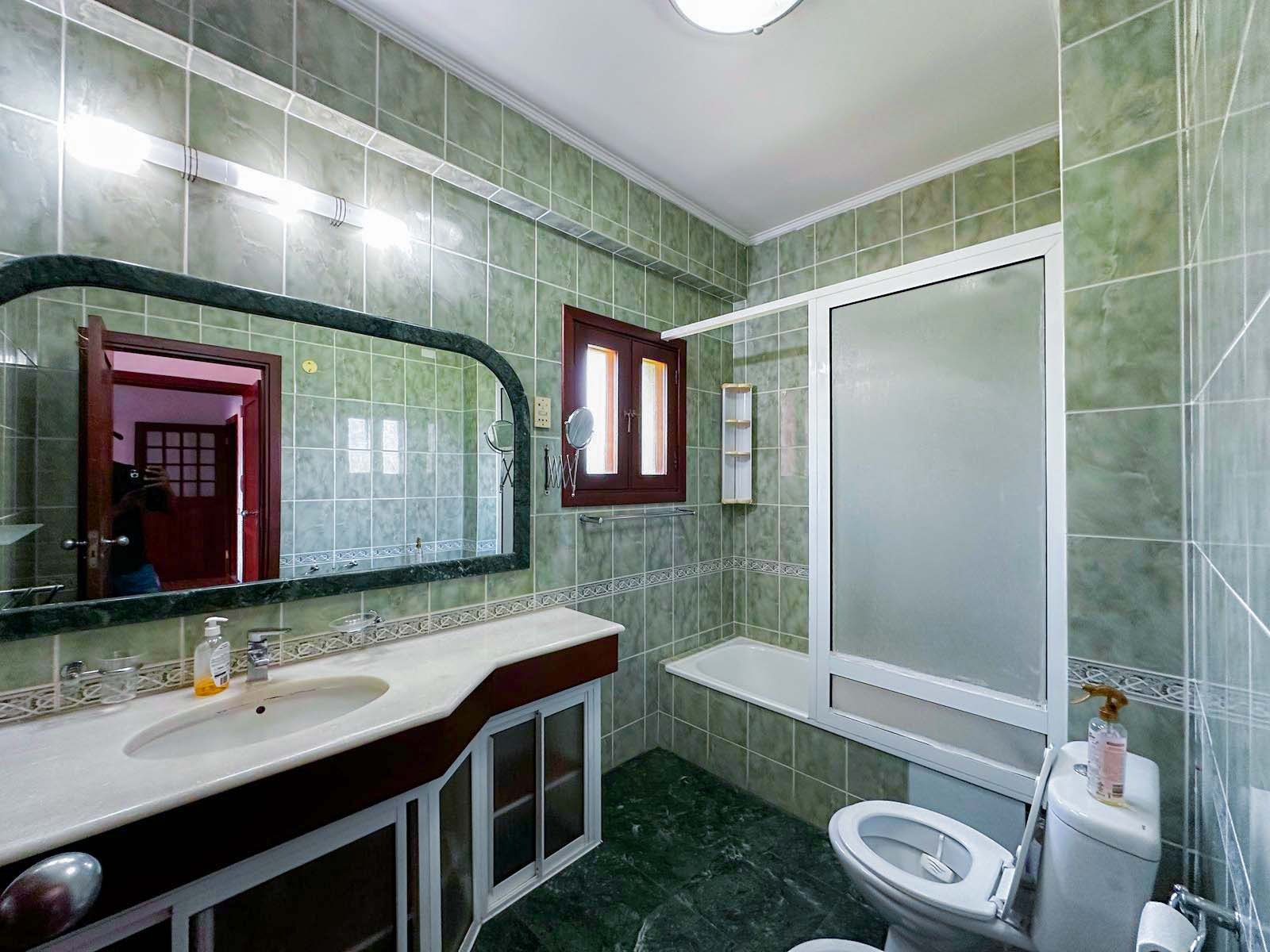 WhatsApp Image 2025-09-17 at 11.58.38 (1)