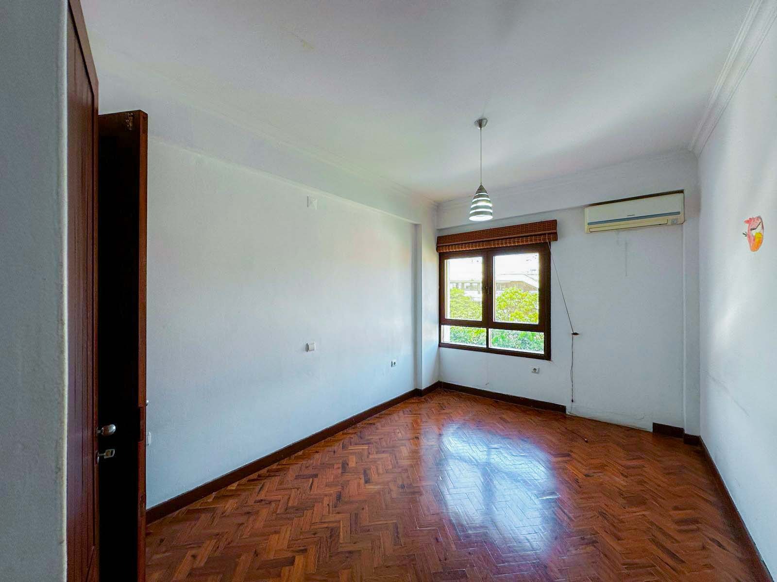 WhatsApp Image 2025-09-17 at 11.58.42 (1)