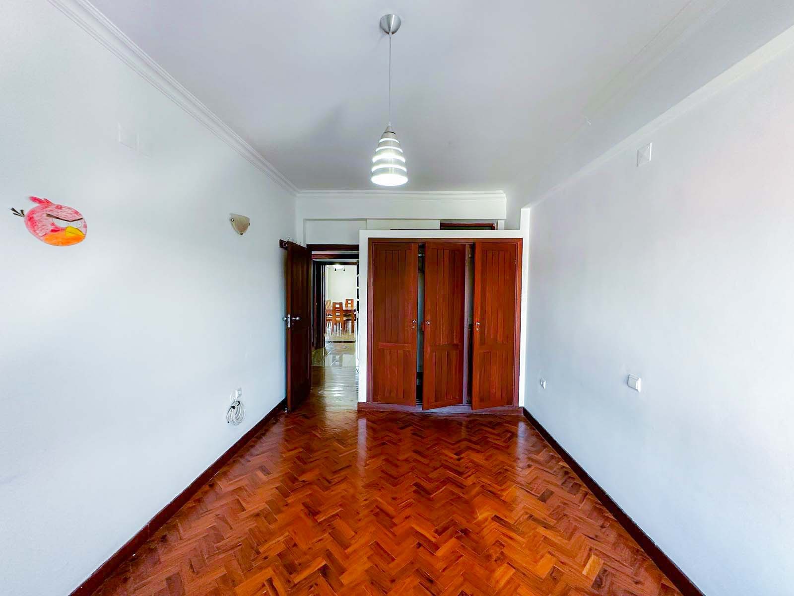 WhatsApp Image 2025-09-17 at 11.58.43