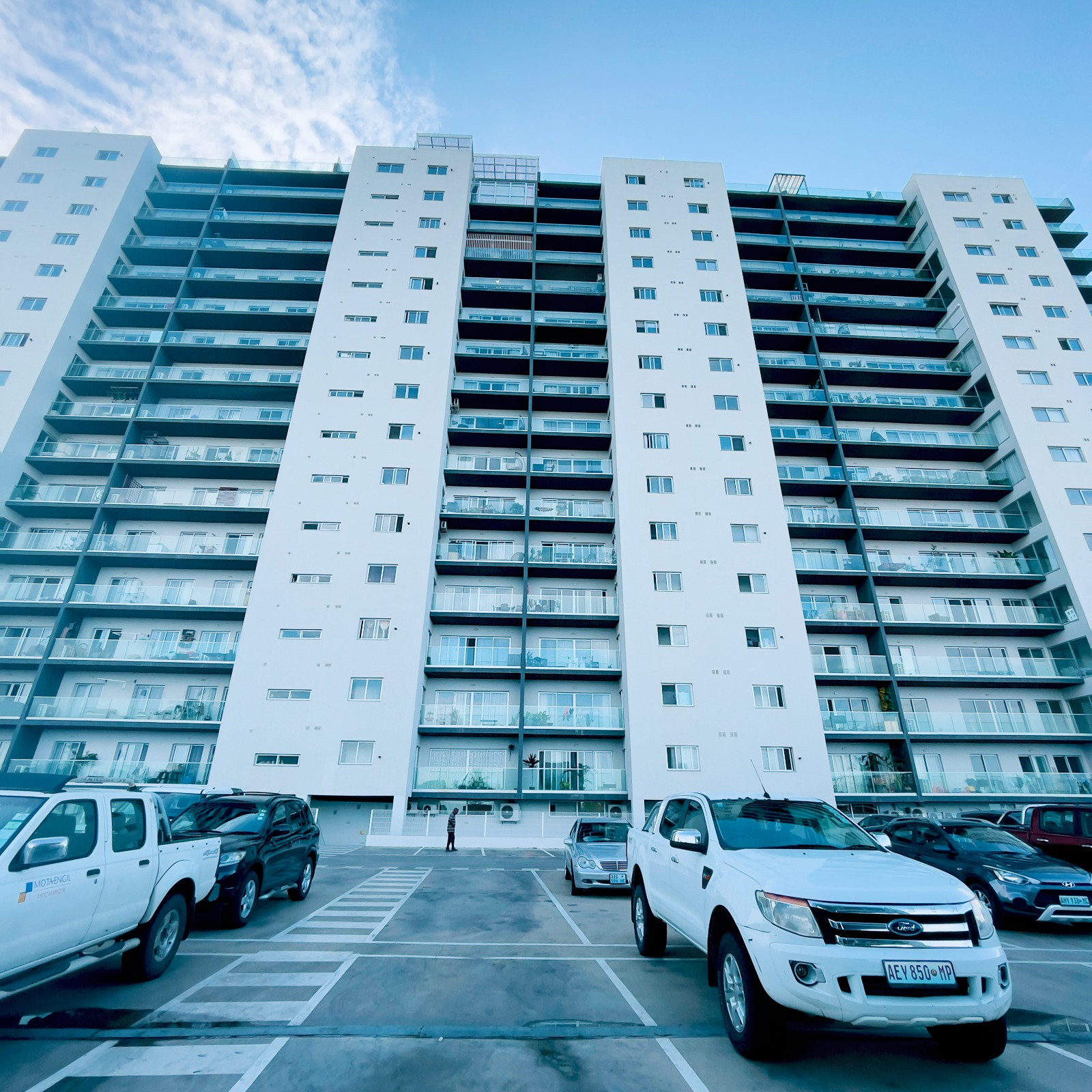 WhatsApp Image 2025-09-17 at 12.00.28