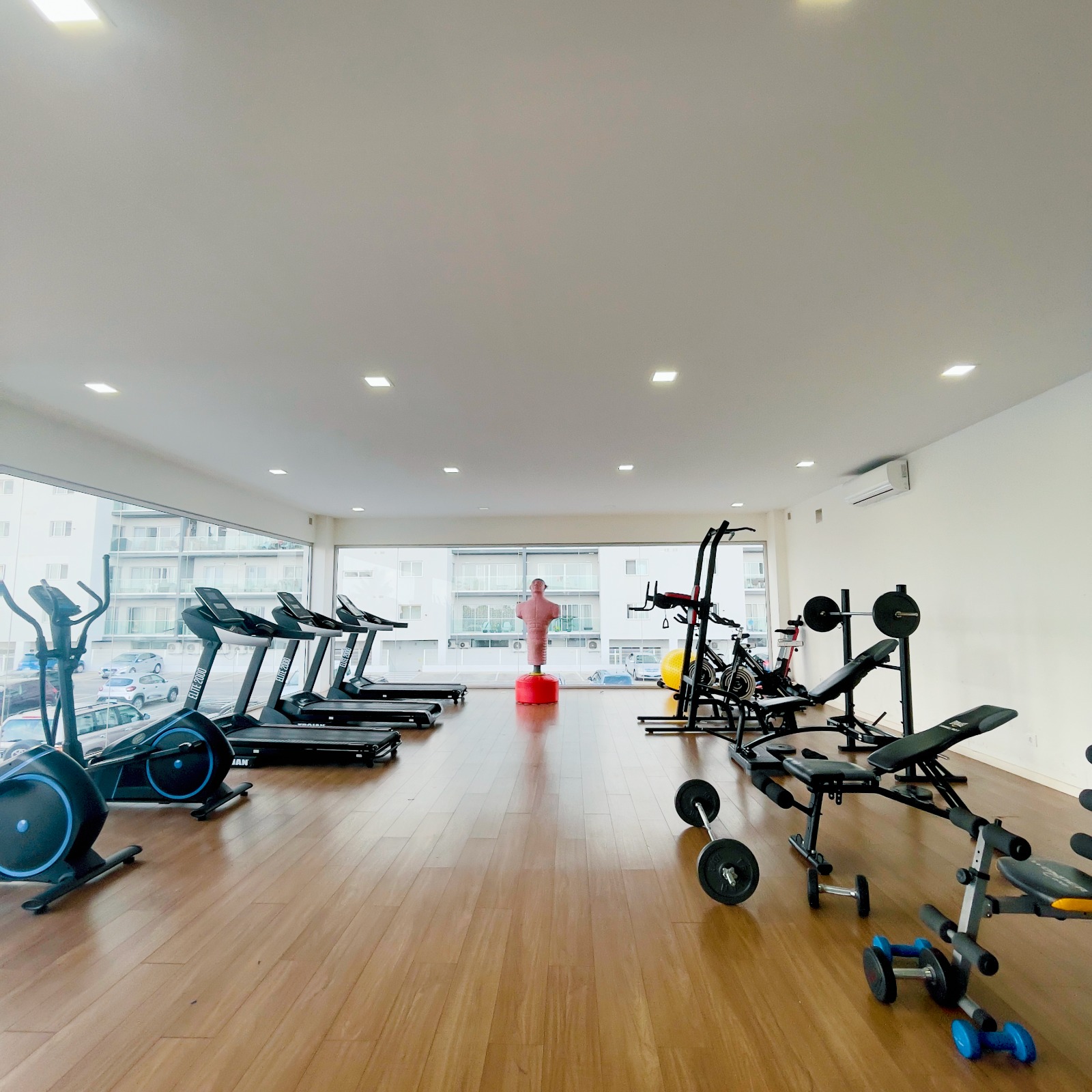 WhatsApp Image 2025-09-17 at 12.00.30 (1)