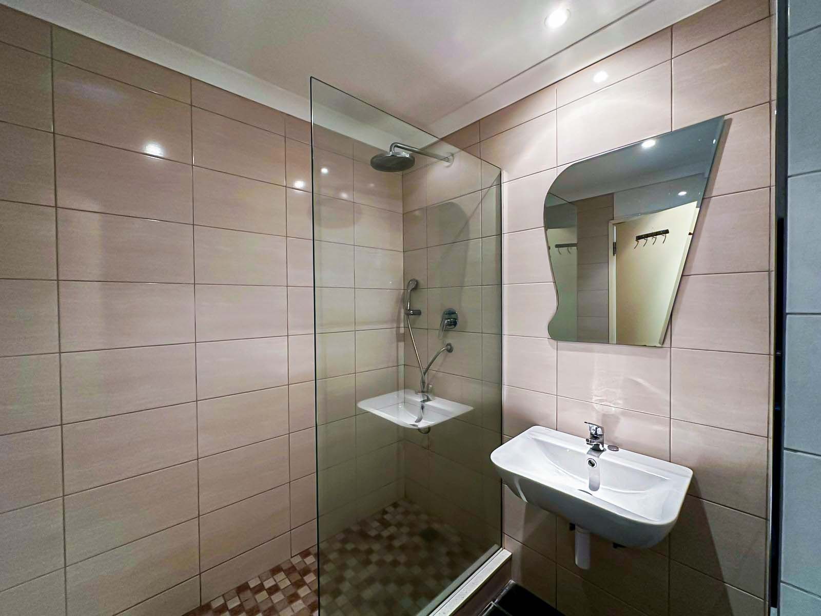 WhatsApp Image 2025-09-17 at 12.03.42