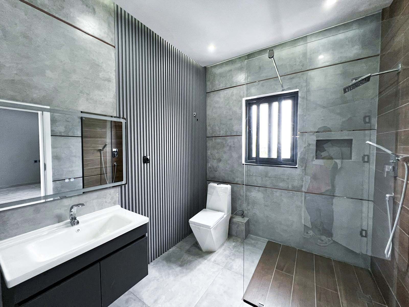 WhatsApp Image 2025-09-20 at 13.40.19 (1)