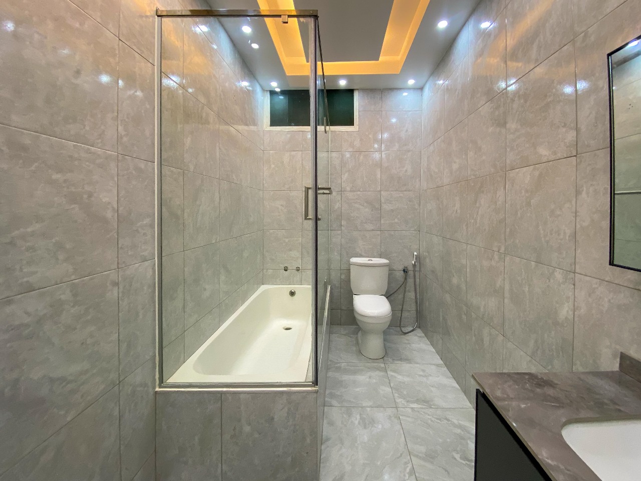 WhatsApp Image 2025-09-27 at 16.21.32 (1)