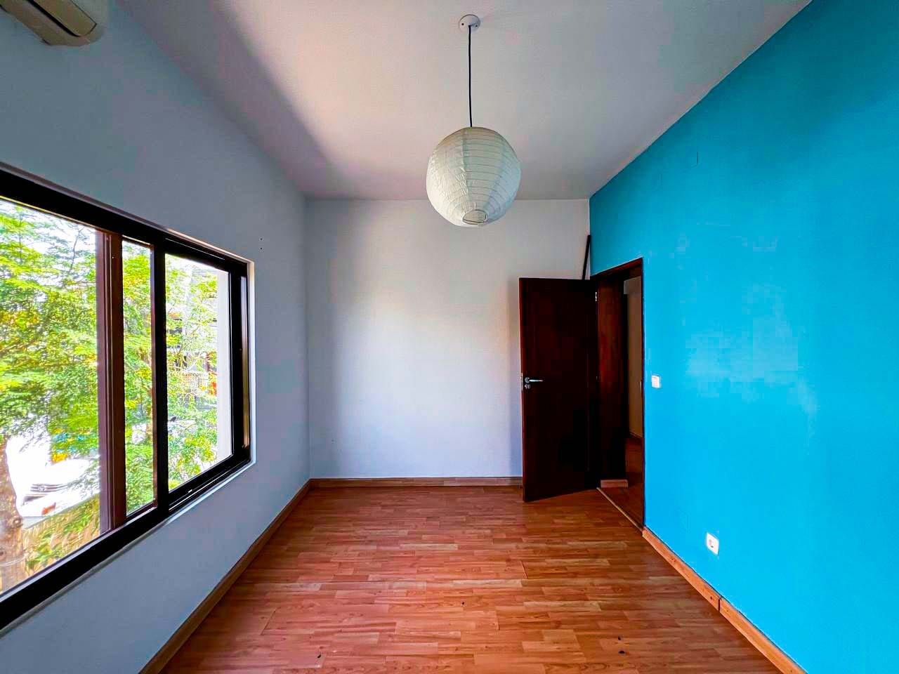 WhatsApp Image 2025-09-27 at 16.37.08