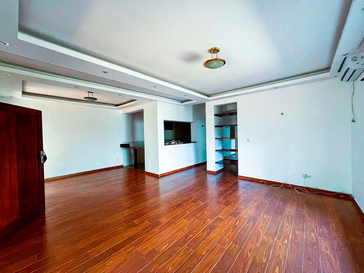 WhatsApp Image 2025-09-27 at 16.37.09 (2)