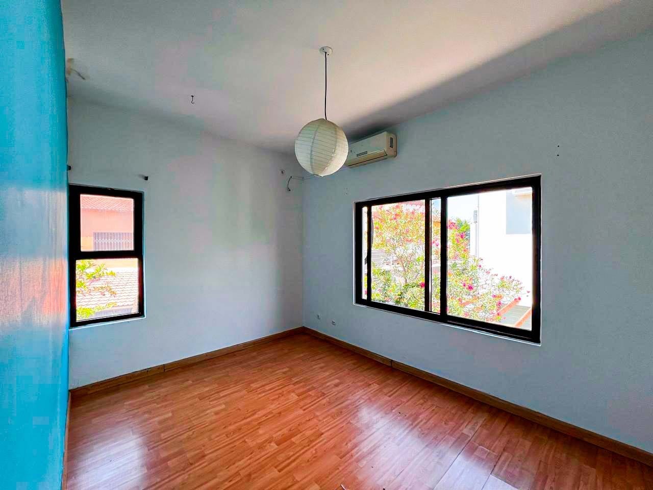 WhatsApp Image 2025-09-27 at 16.37.11 (1)