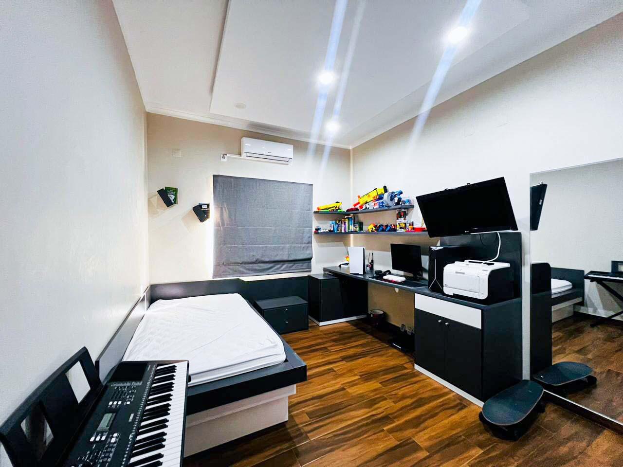 WhatsApp Image 2025-09-27 at 16.39.09