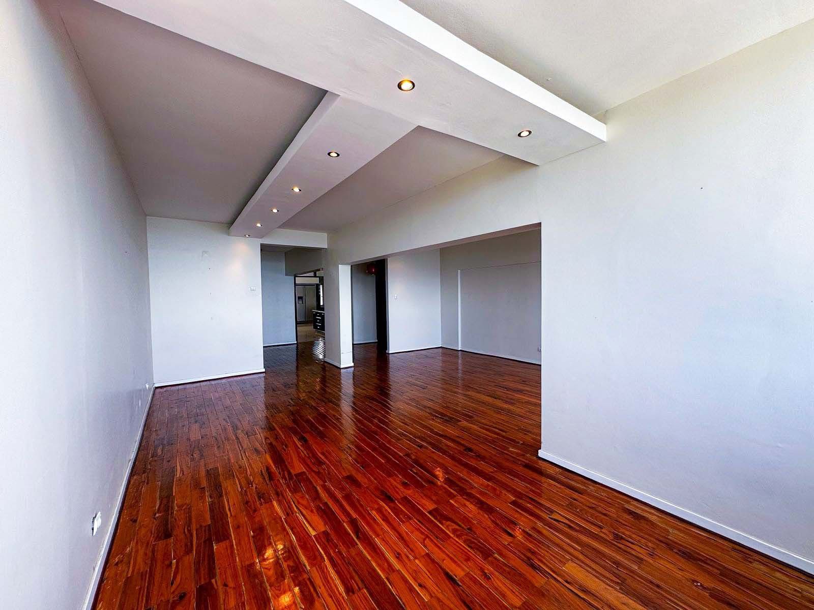 WhatsApp Image 2025-09-29 at 19.11.03