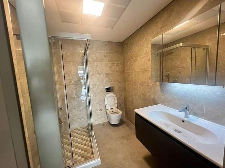 WhatsApp Image 2025-10-01 at 21.03.05