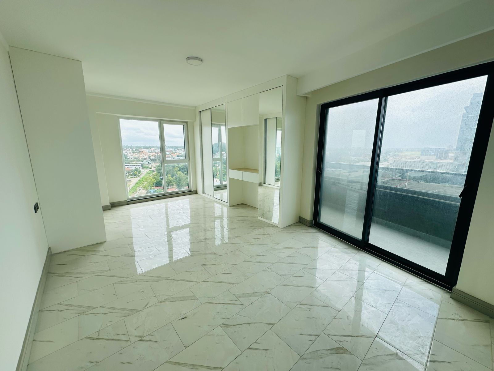 WhatsApp Image 2025-10-01 at 21.03.08