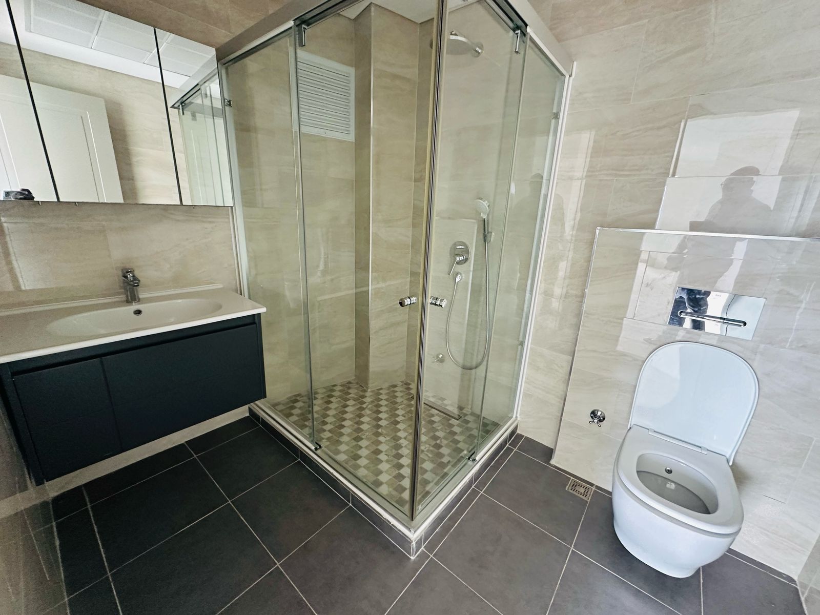 WhatsApp Image 2025-10-01 at 21.03.09