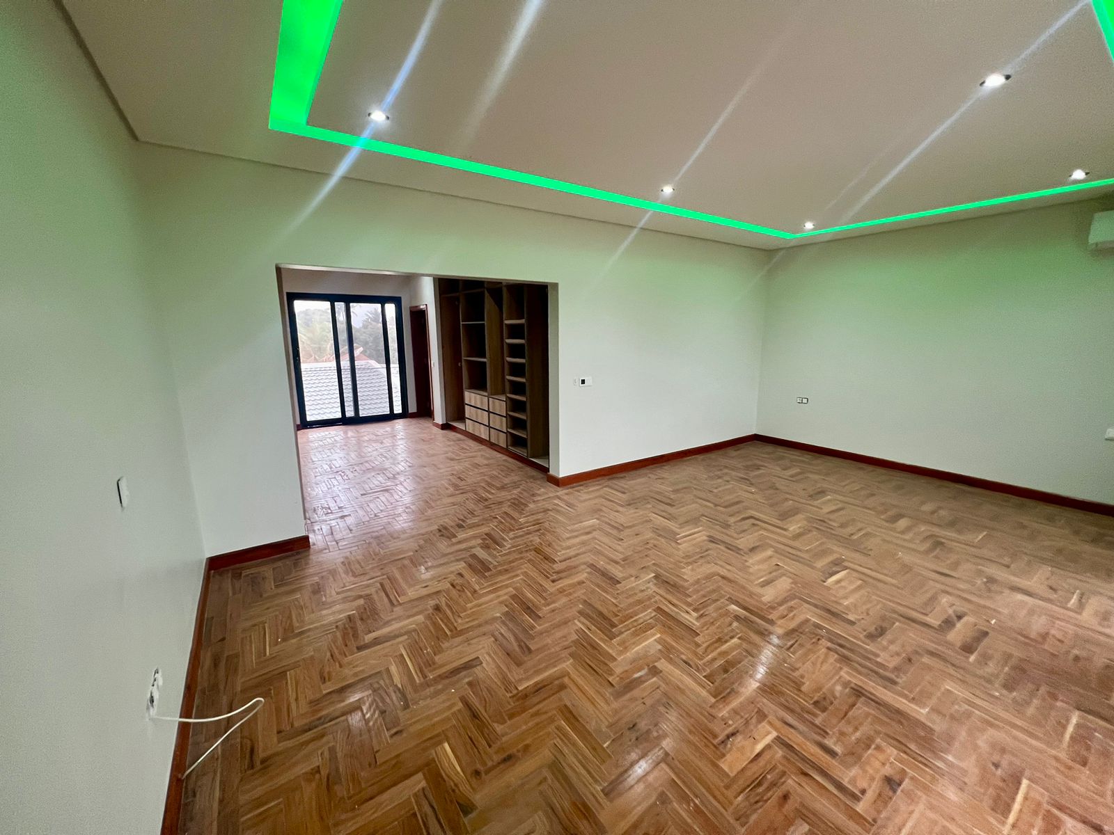 WhatsApp Image 2025-10-01 at 21.05.24