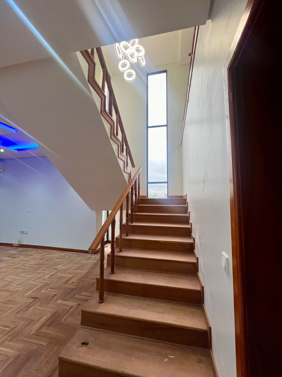 WhatsApp Image 2025-10-01 at 21.05.31