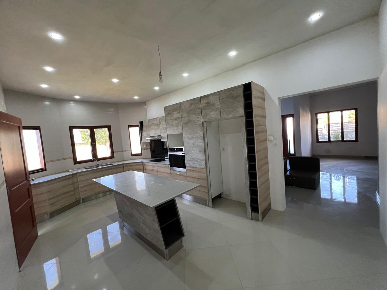 WhatsApp Image 2025-10-01 at 21.07.42