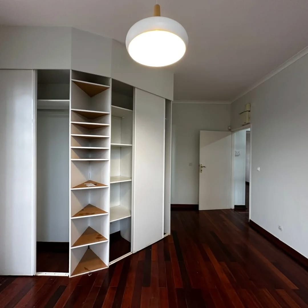 WhatsApp Image 2025-10-07 at 09.27.41