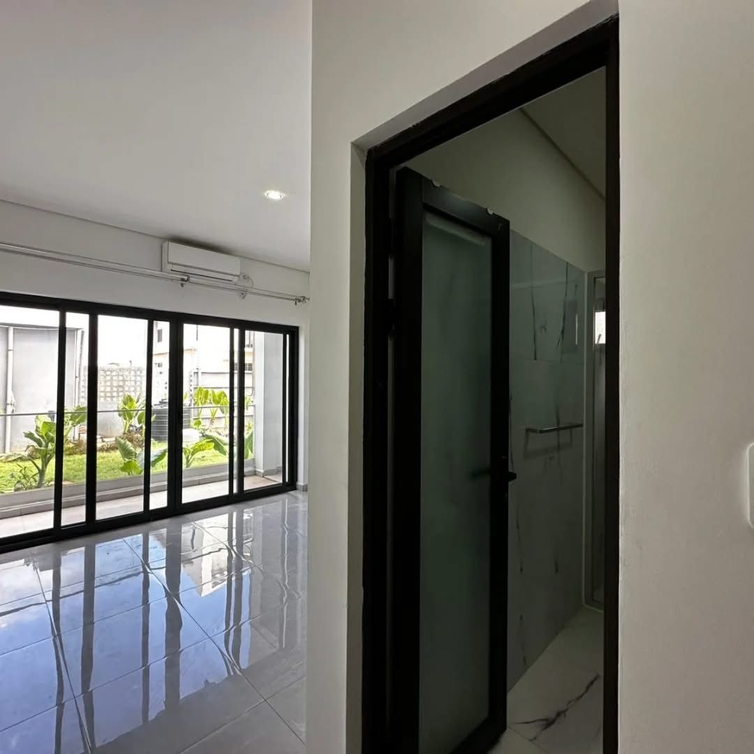 WhatsApp Image 2025-10-07 at 09.31.35