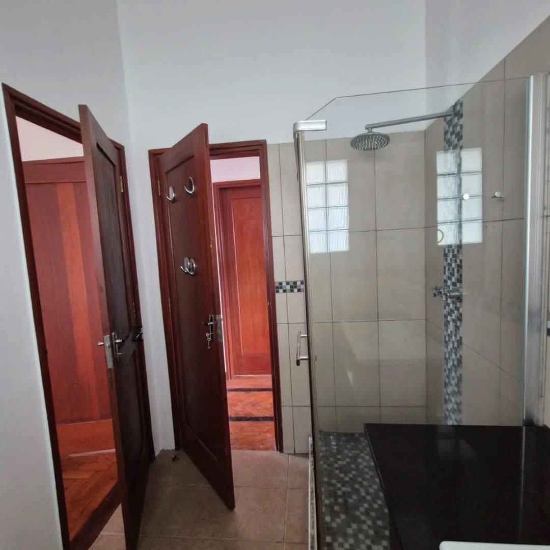 WhatsApp Image 2025-10-07 at 09.35.34 (2)