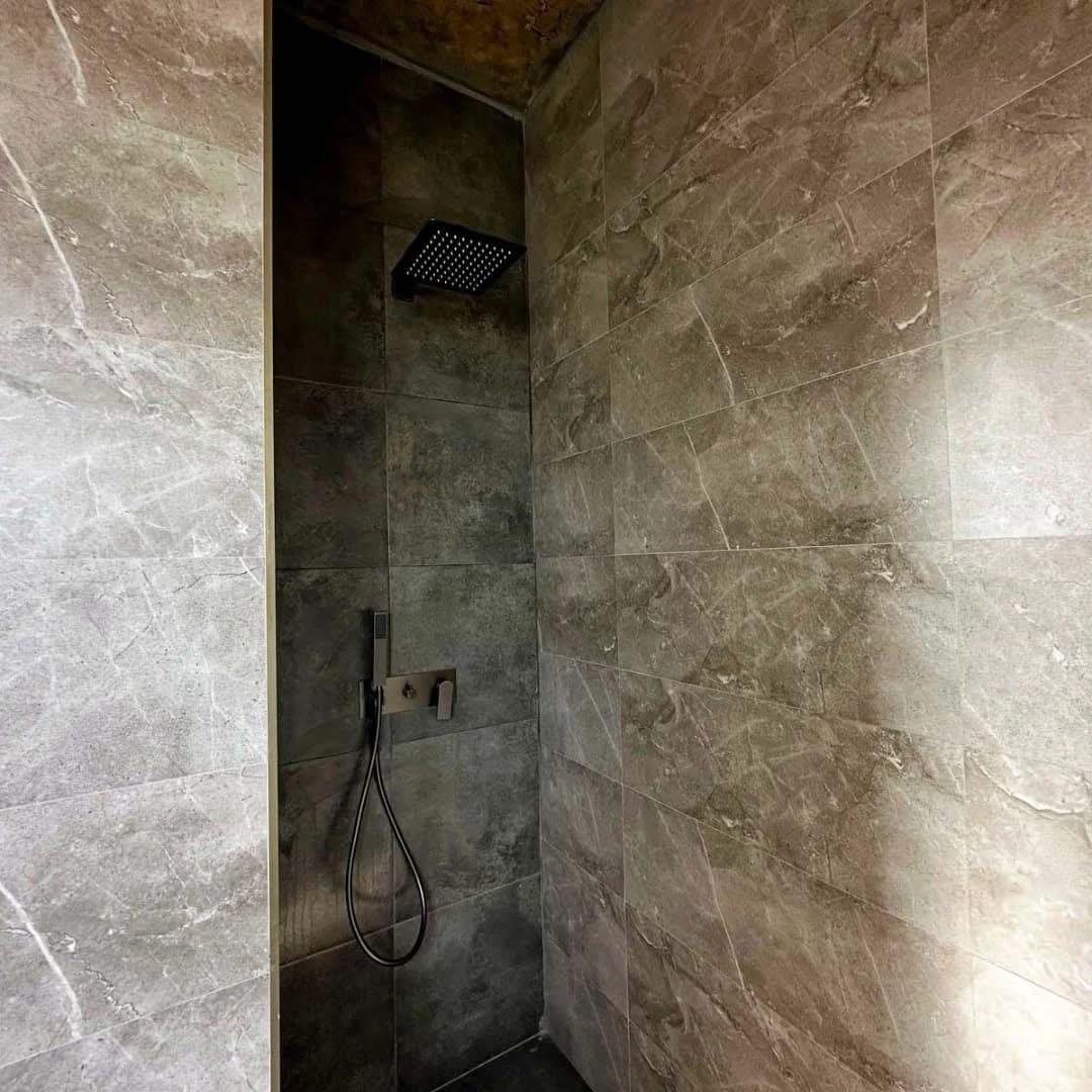 WhatsApp Image 2025-10-07 at 09.36.57