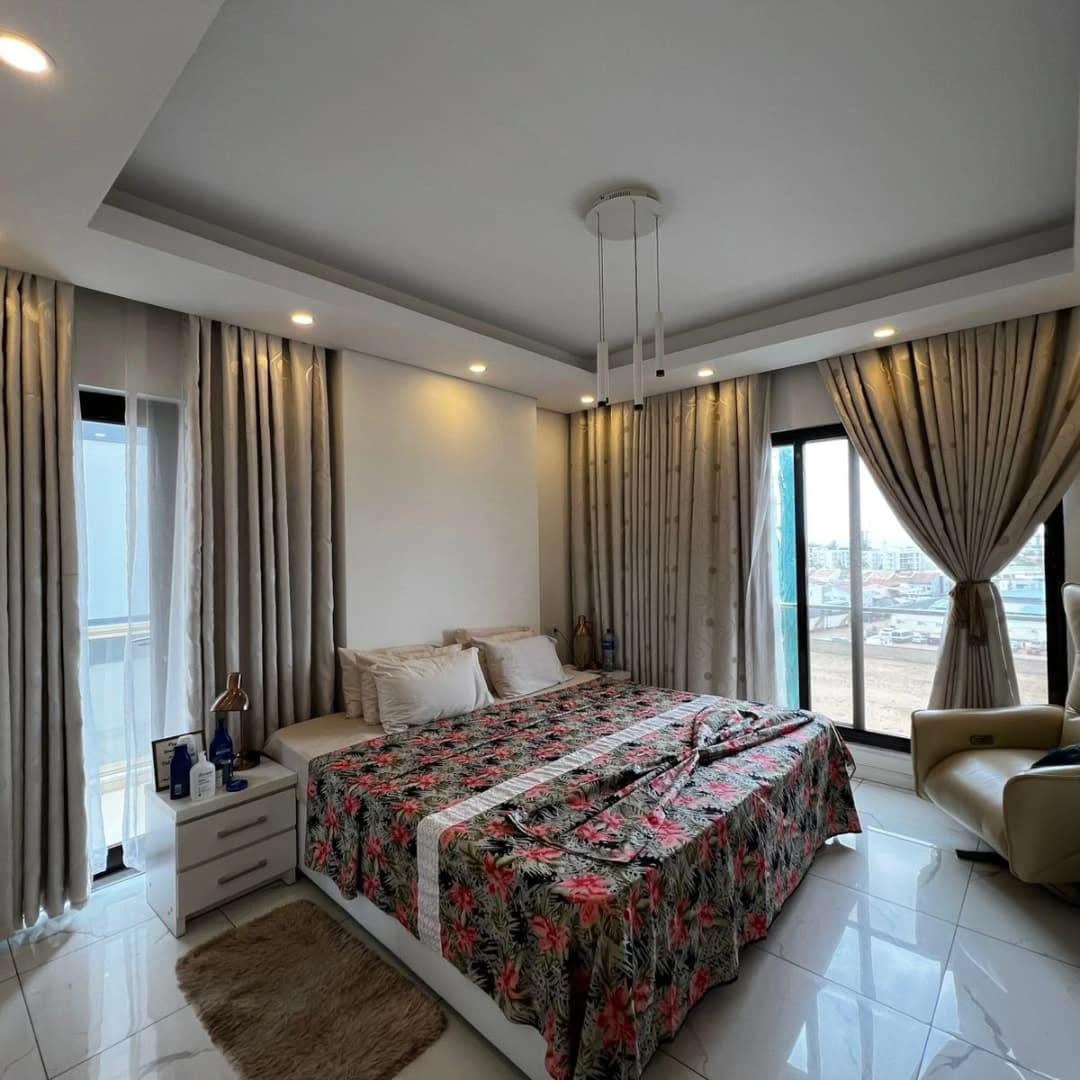 WhatsApp Image 2025-10-07 at 09.38.51 (1)