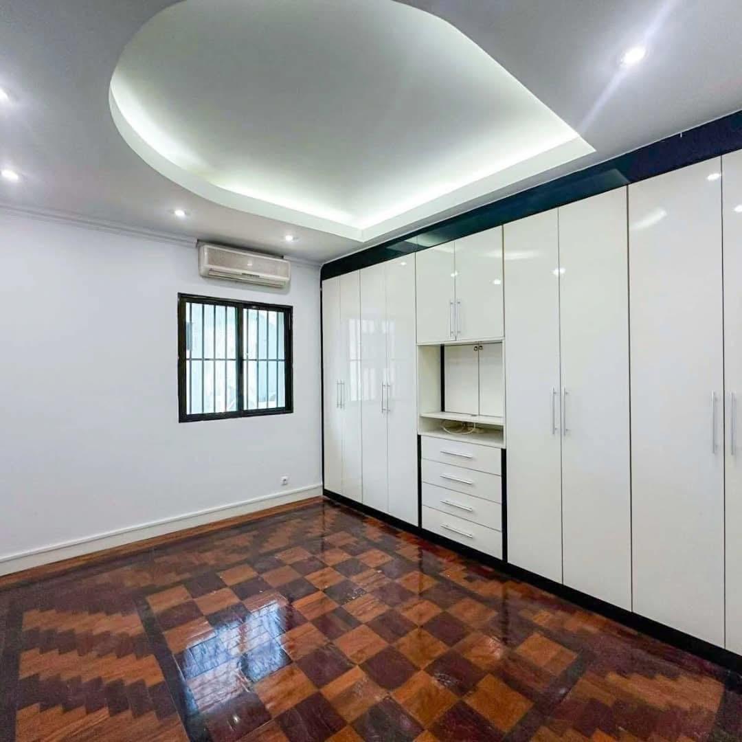 WhatsApp Image 2025-10-07 at 09.41.31 (1)