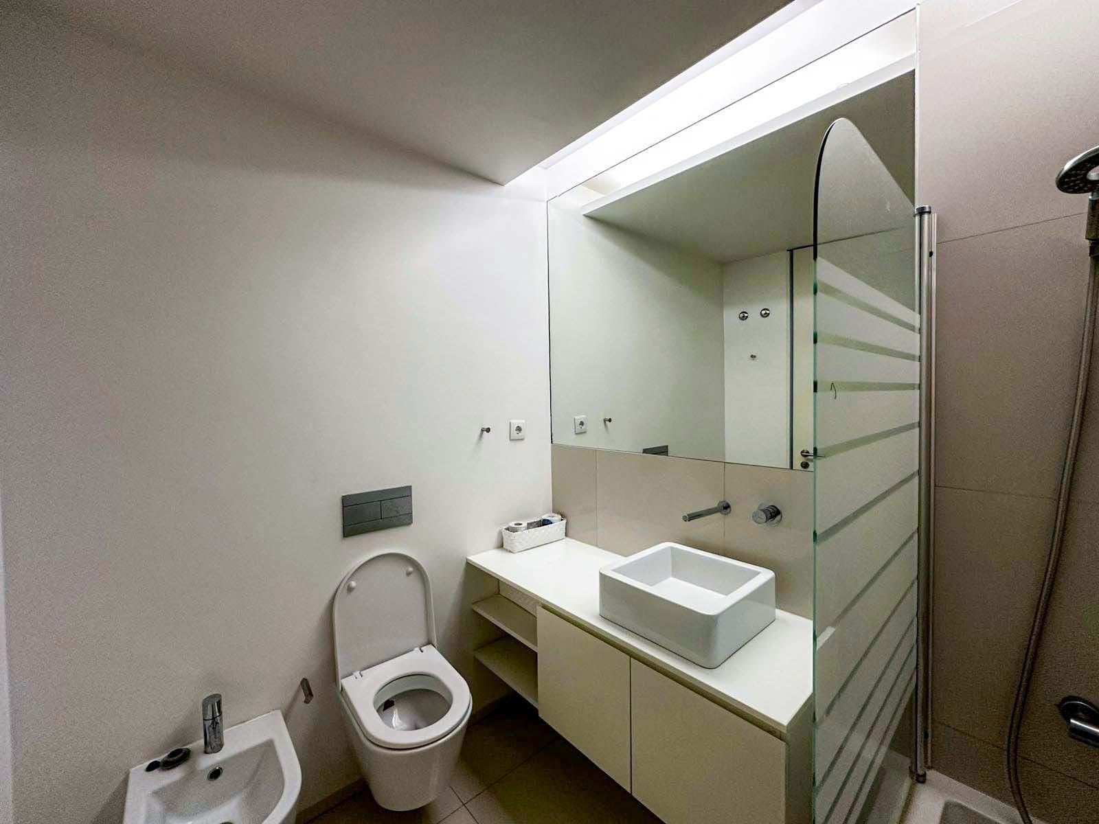 WhatsApp Image 2025-10-09 at 19.05.34 (1)