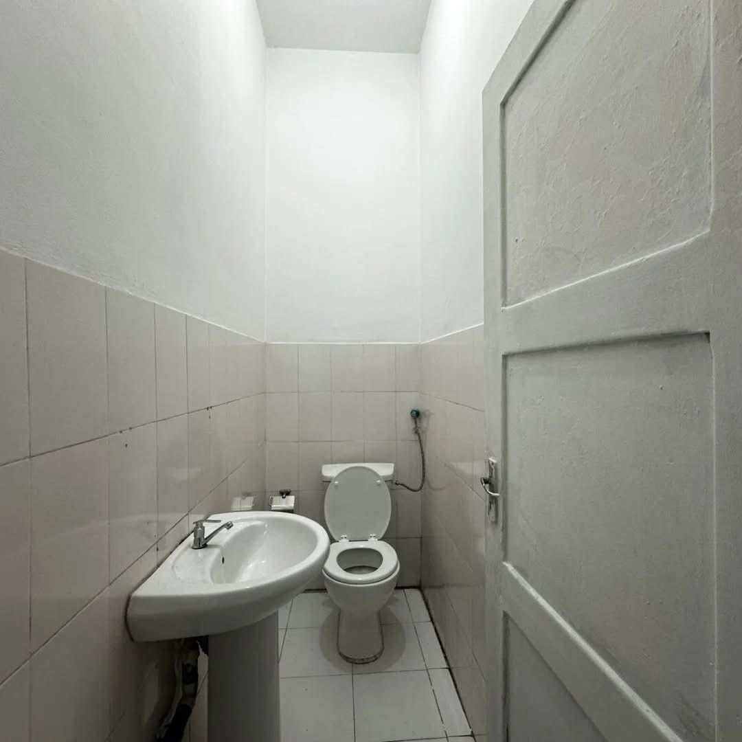 WhatsApp Image 2025-10-09 at 19.07.10