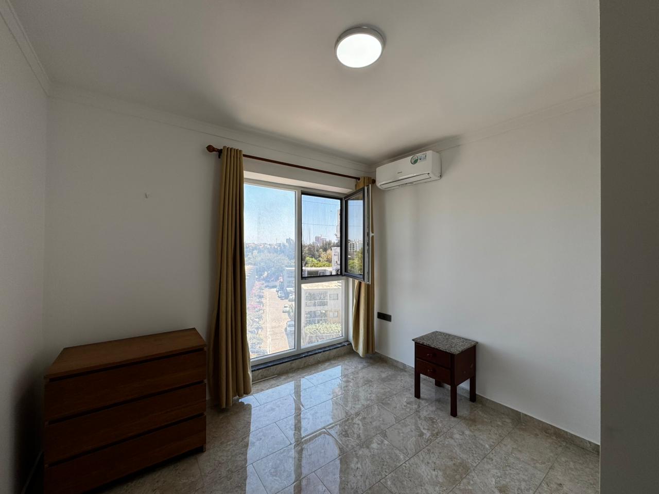 WhatsApp Image 2025-10-23 at 19.18.46