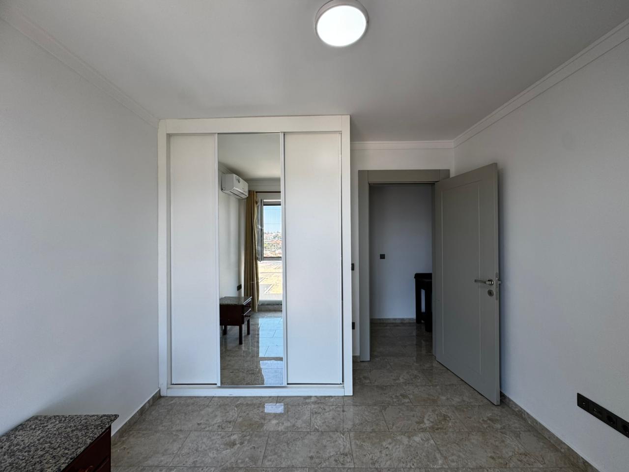 WhatsApp Image 2025-10-23 at 19.18.48 (1)