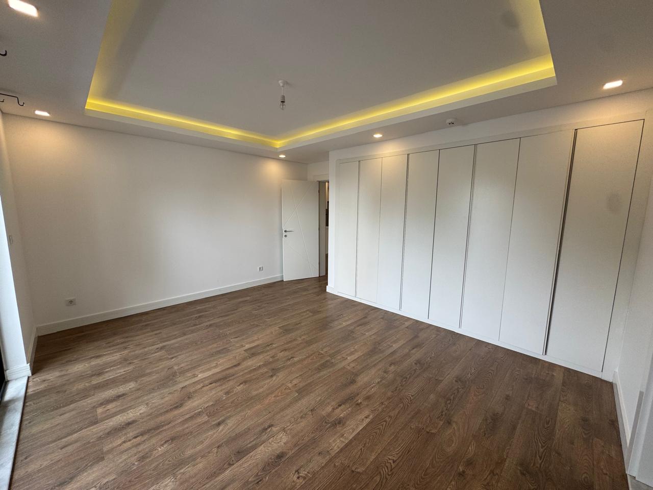 WhatsApp Image 2025-12-02 at 10.51.44